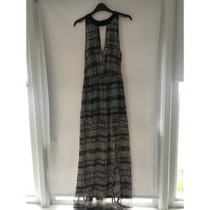 Maxi dress size small beige and black